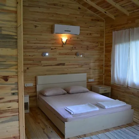 Halil Campingplatz *
